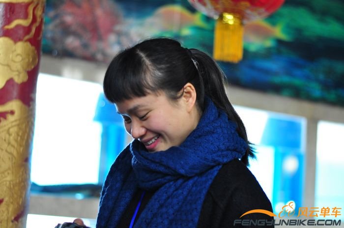 国际惯例，美女要多拍几张