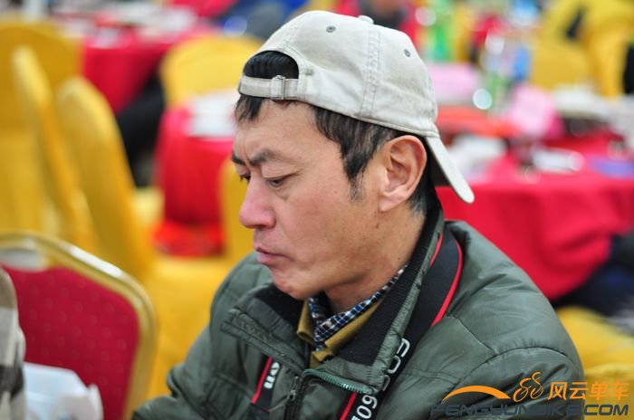 著名单车摄影人王立民