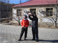 14年1月14日跟着毛委员三九战潭王玉女峰下观冰瀑 012.jpg