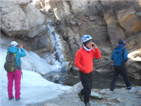 14年1月14日跟着毛委员三九战潭王玉女峰下观冰瀑 040.jpg