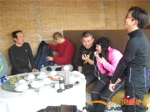 14年1月19日骑黄花城加四海 046.jpg