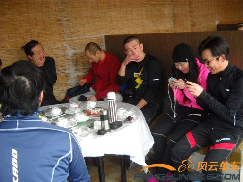 14年1月19日骑黄花城加四海 047.jpg