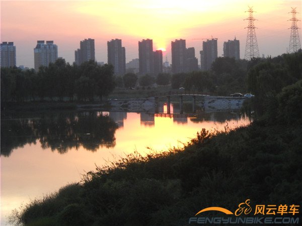 9月7日再骑玻璃台加东指壶 070.jpg