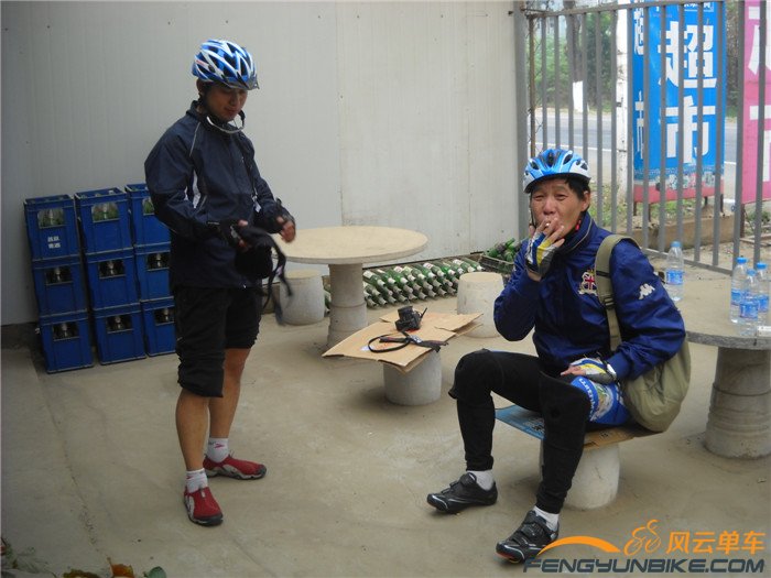 9月28日三骑东指壶 002.jpg