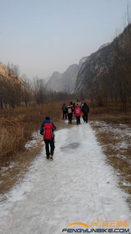 专业的收队，徒步也不例外..敬业