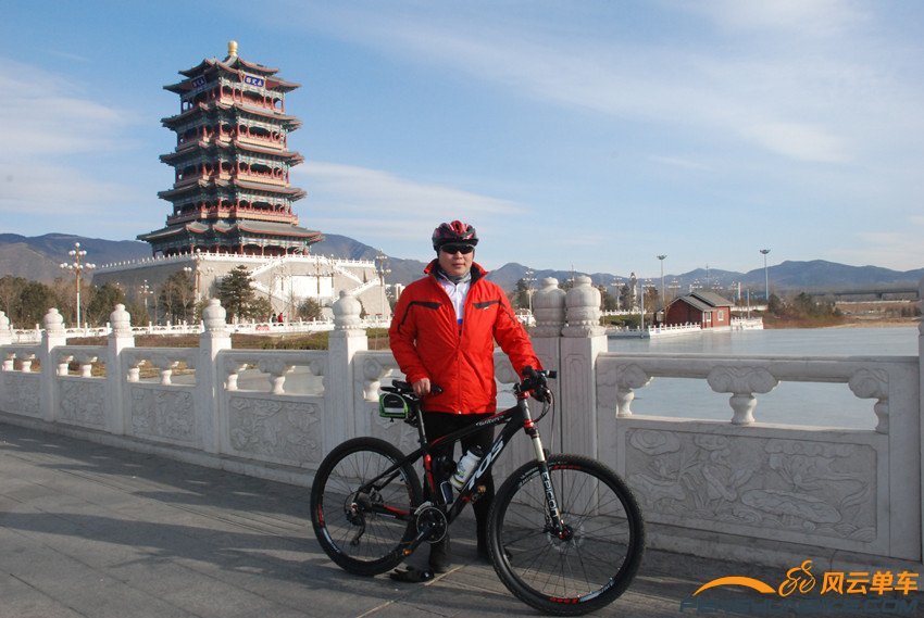 同乡给我在永定楼的照片