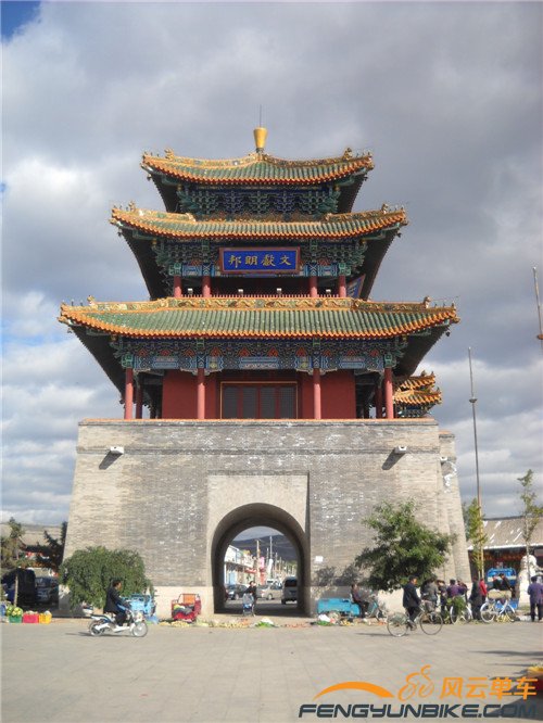 10月10日骑解字石、永宁、四海、黄花城 027.jpg