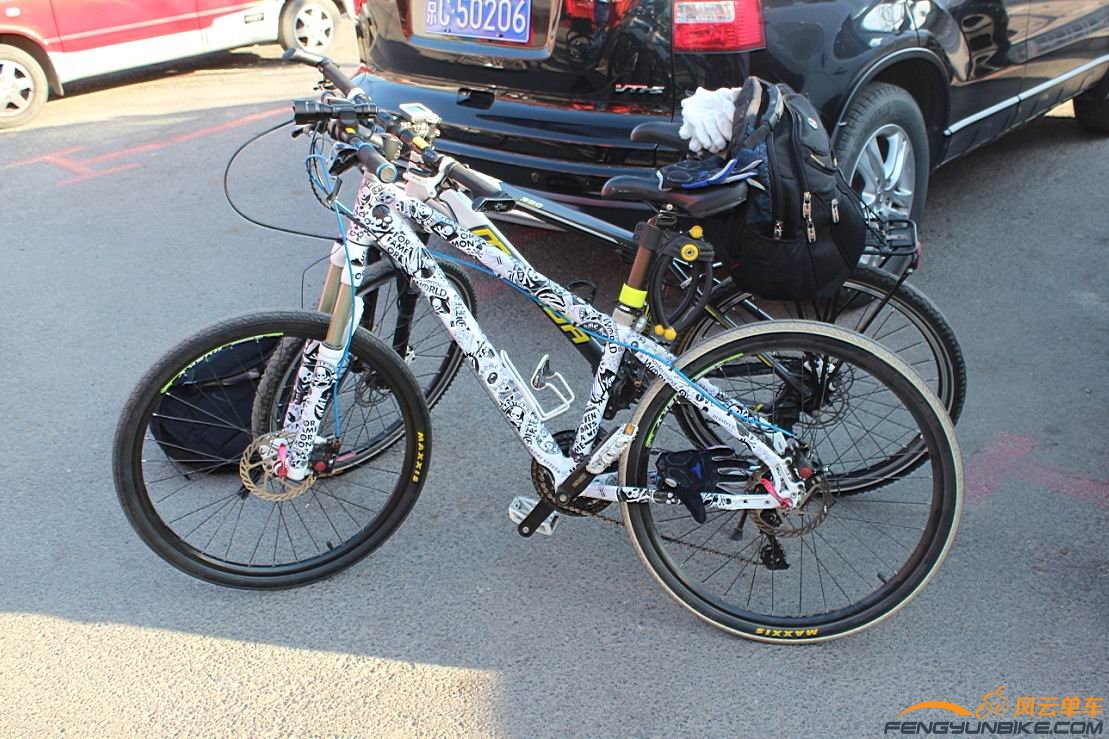 沾沾到过西藏的车子的光很灵的