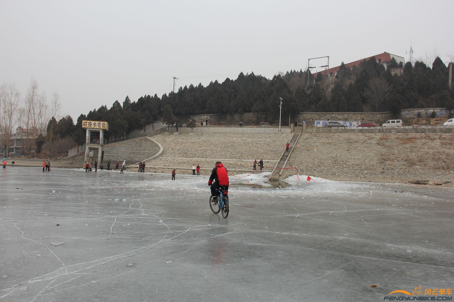 初一滑冰 087.jpg