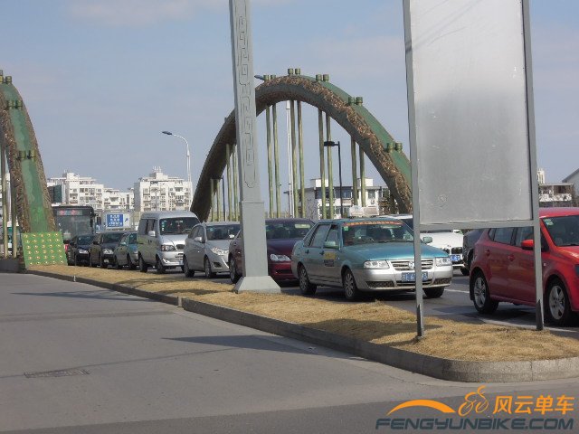 齐门大桥的拥堵