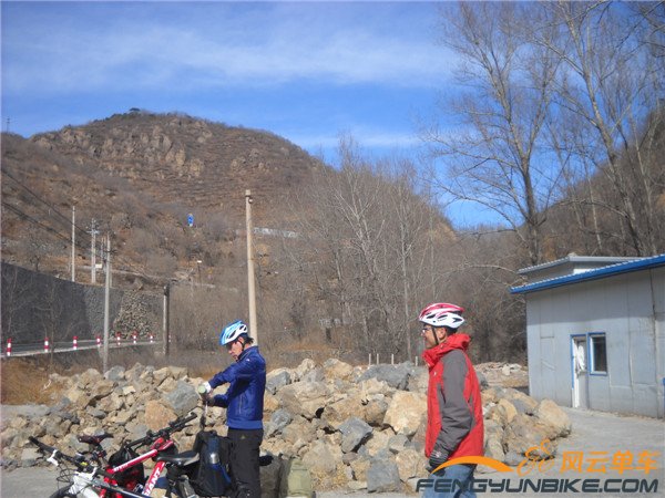 14年2月4日骑妙峰山 009.jpg