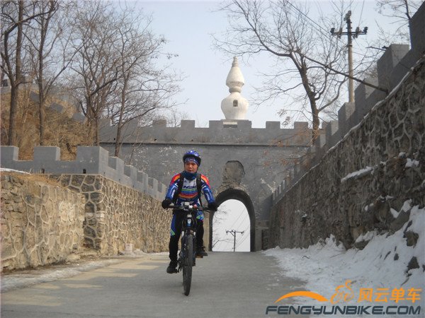 14年2月16日骑香山 006.jpg