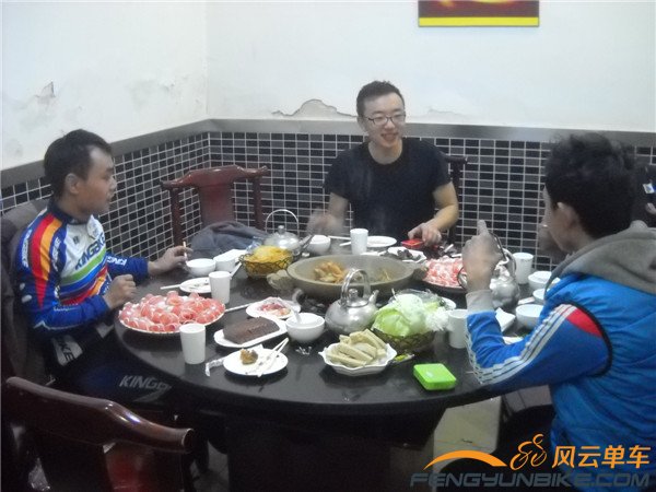 14年2月16日骑香山 022.jpg