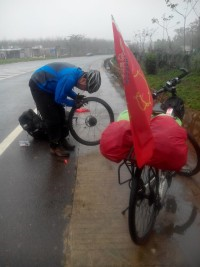 电哥又扎了后轱辘。。。