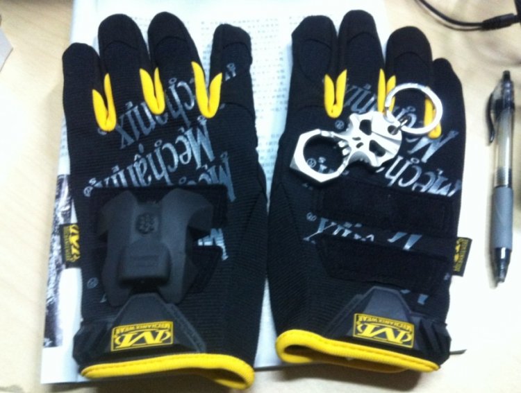 超级技师带灯手套