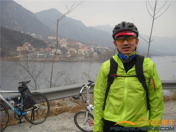 14年2月28日骑书画山 005.jpg