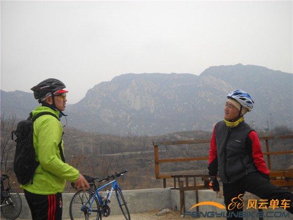 14年2月28日骑书画山 013.jpg