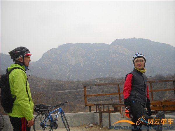14年2月28日骑书画山 015.jpg