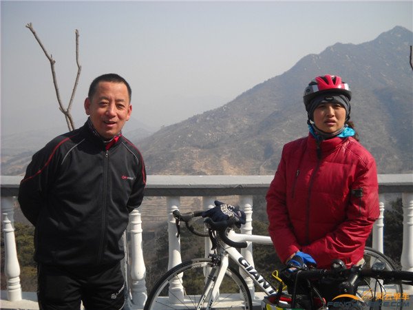 14年3月8日骑慈悲峪、黑山寨、长陵 002.jpg