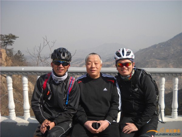 14年3月8日骑慈悲峪、黑山寨、长陵 009.jpg