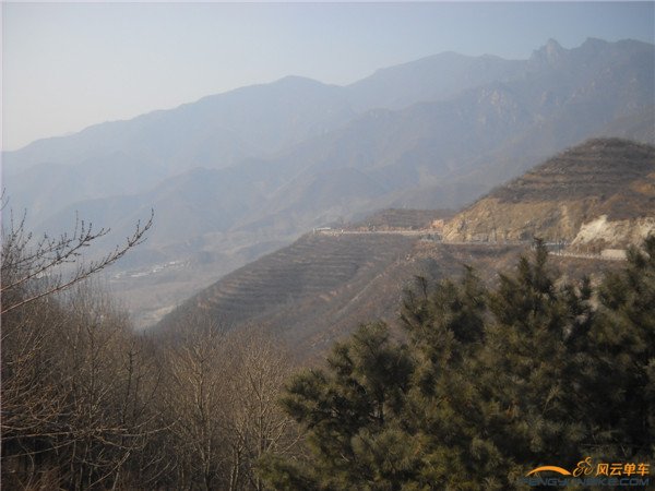 14年3月9日骑慈悲峪、黄花城、四海 025.jpg