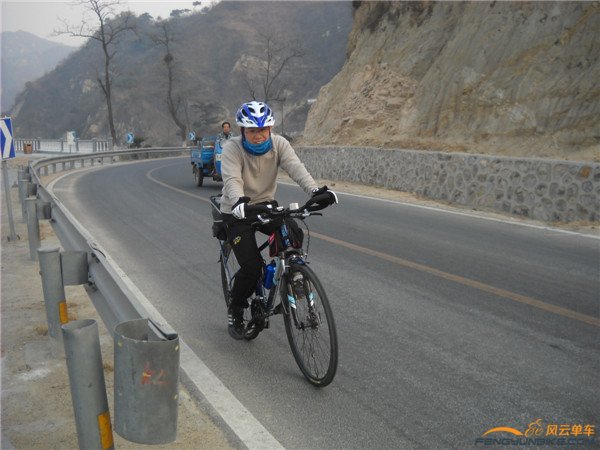 14年3月9日骑慈悲峪、黄花城、四海 056.jpg