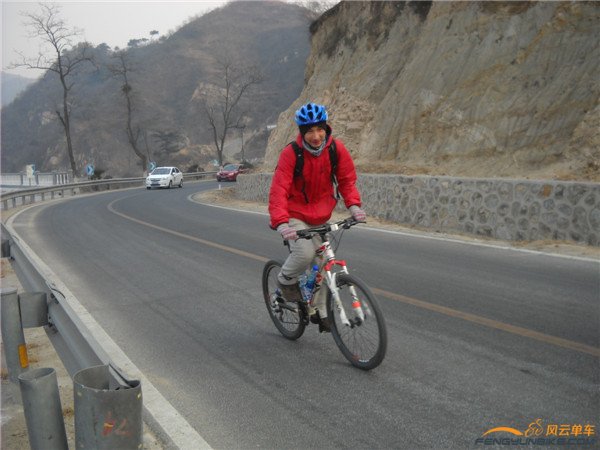 14年3月9日骑慈悲峪、黄花城、四海 057.jpg