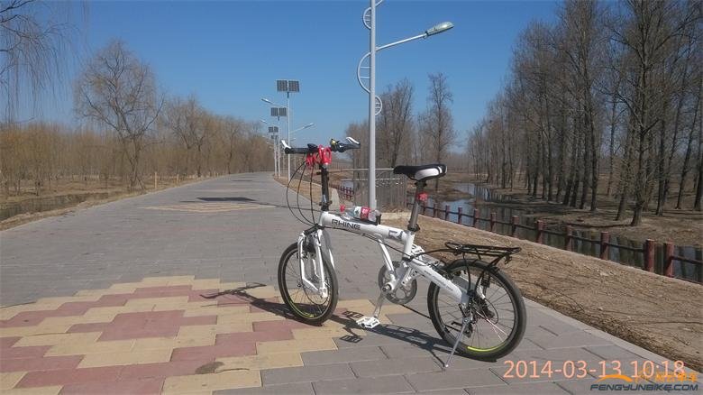 滨河森林公园小路