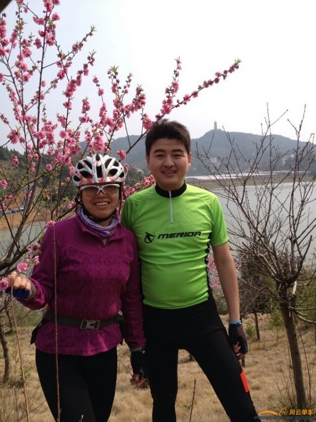 逝水与嫂子合影