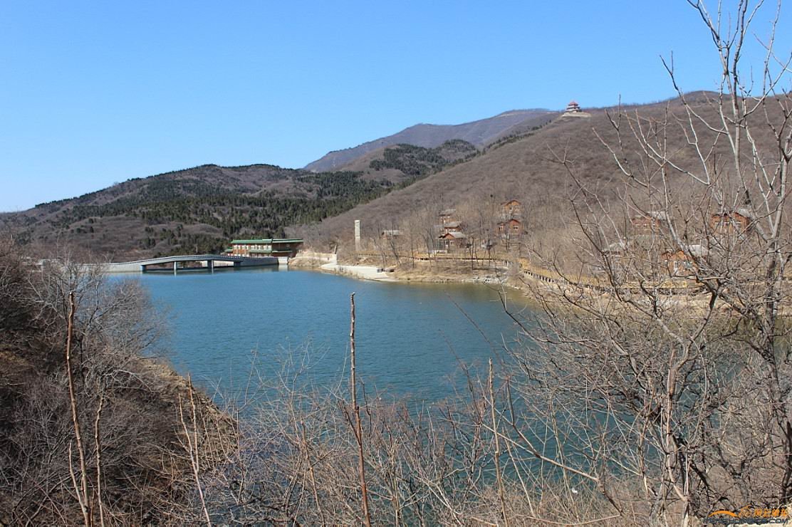 有点小书画山的意思吧