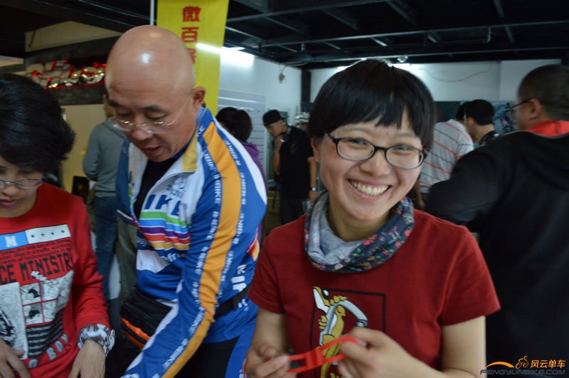 缺哥笑那么开心为哪般