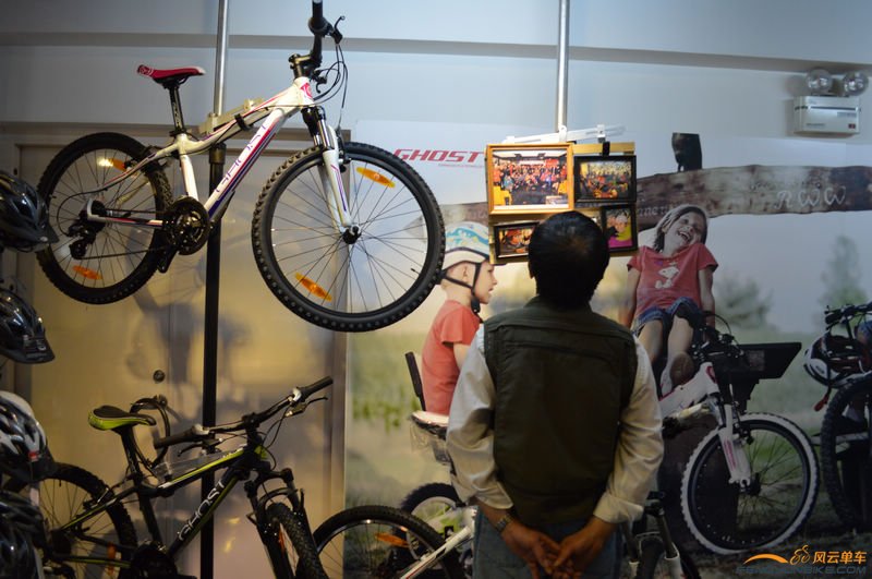 车子很高端大气