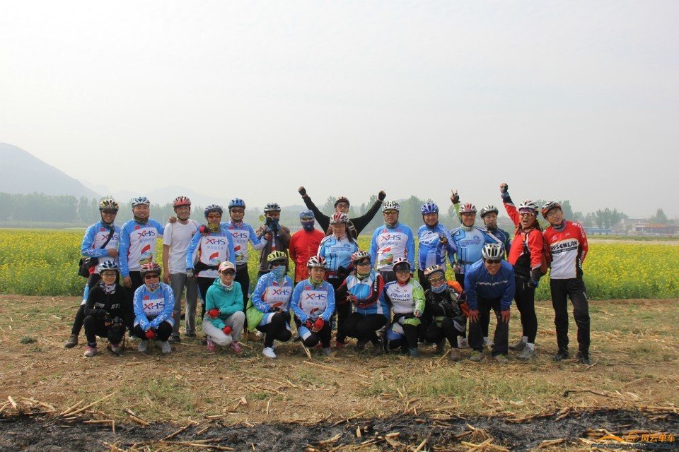 遇到保定车队合个影吧