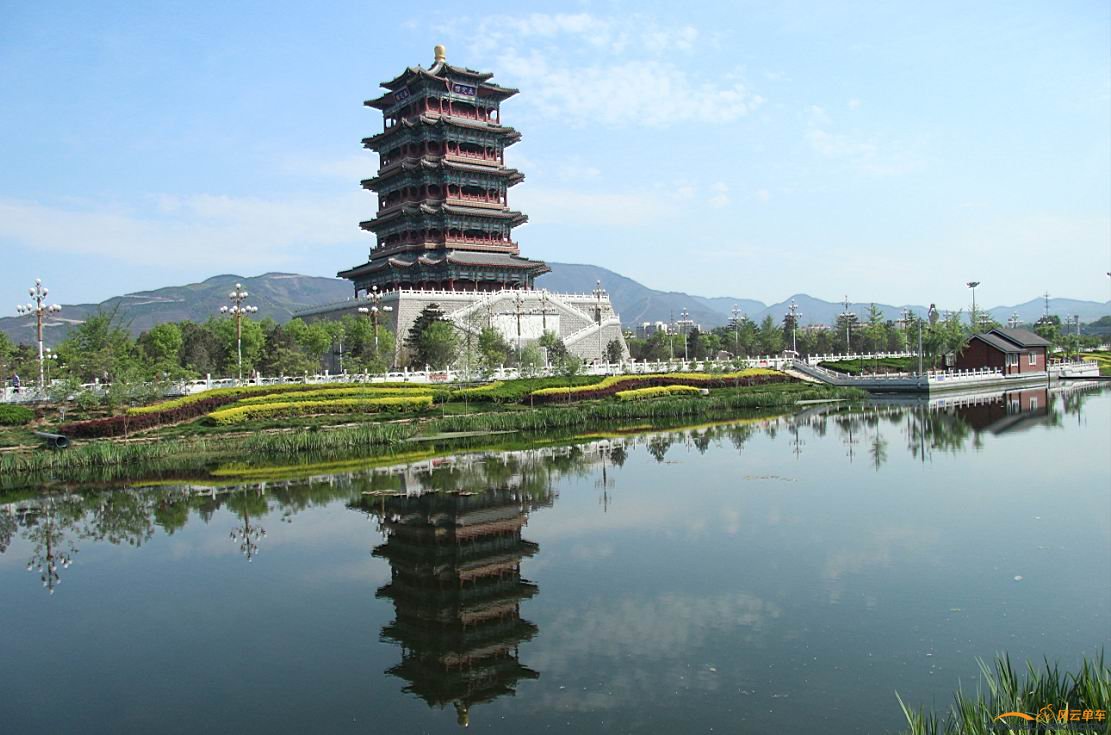 今天永定楼的倒影，也让我拍到了