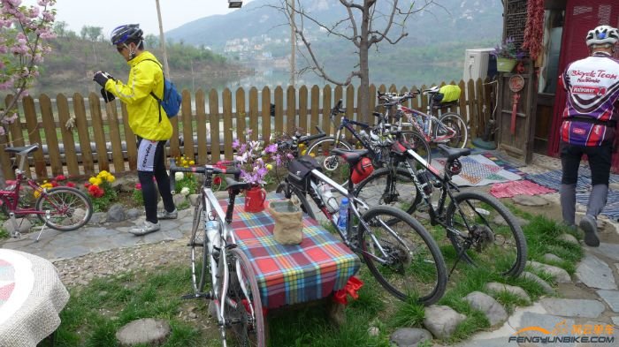 饭前忙着留点影