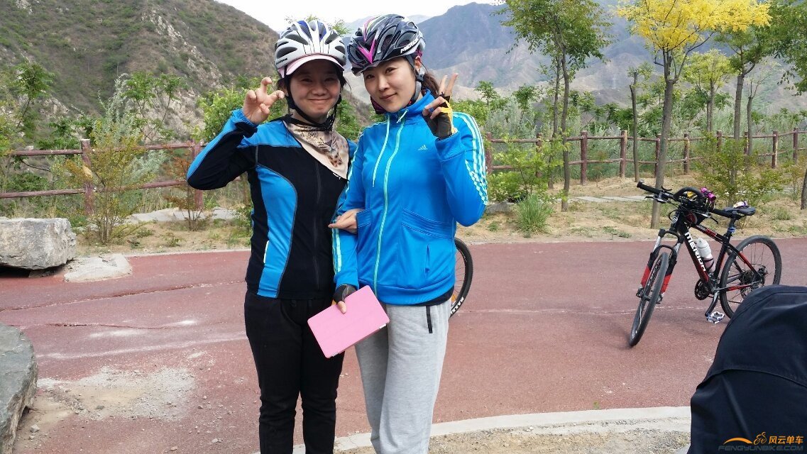 二毛组合名震江湖