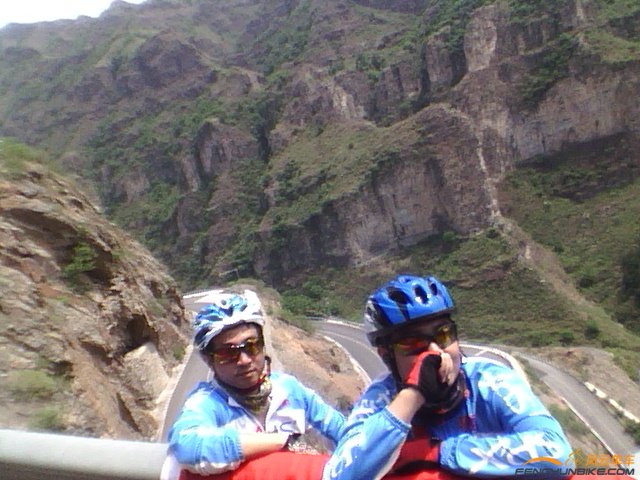 红井路上的勇士