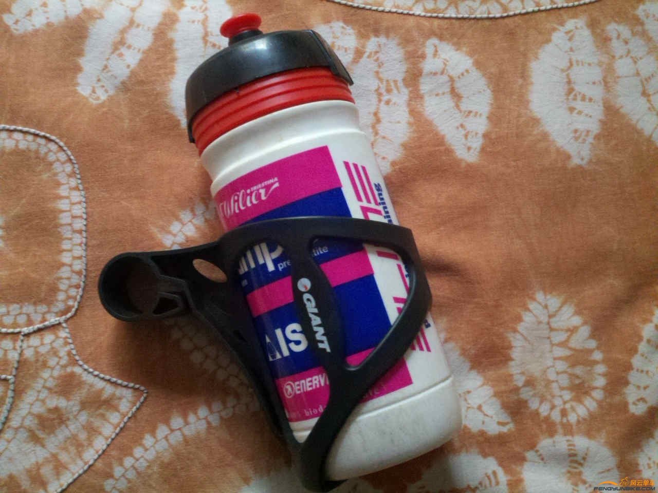 折叠车把水壶架