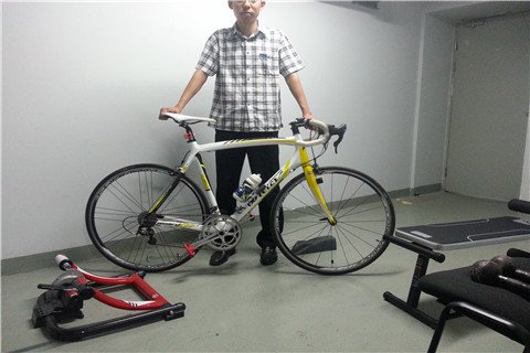 意大利威廉整车