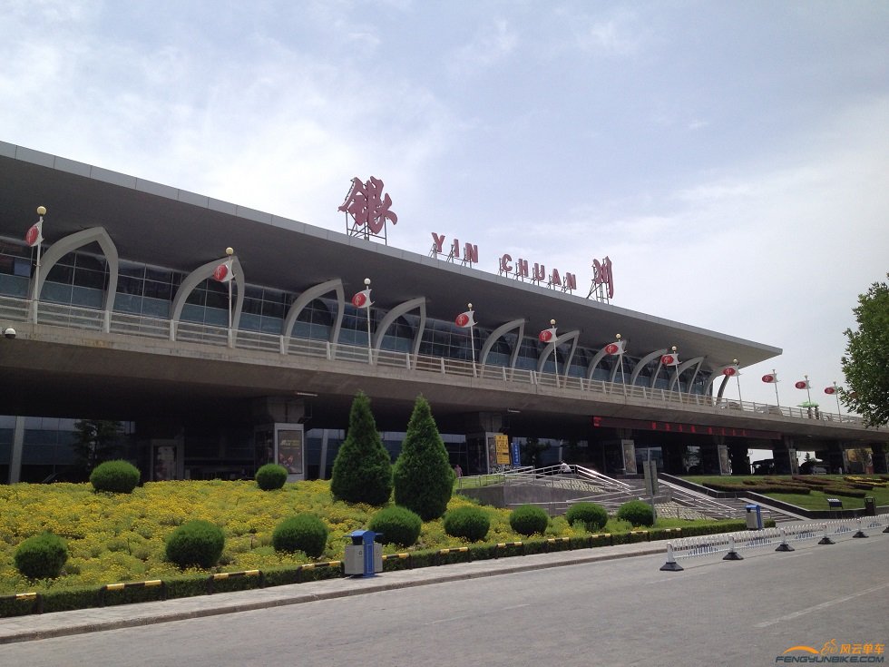 银川机场外