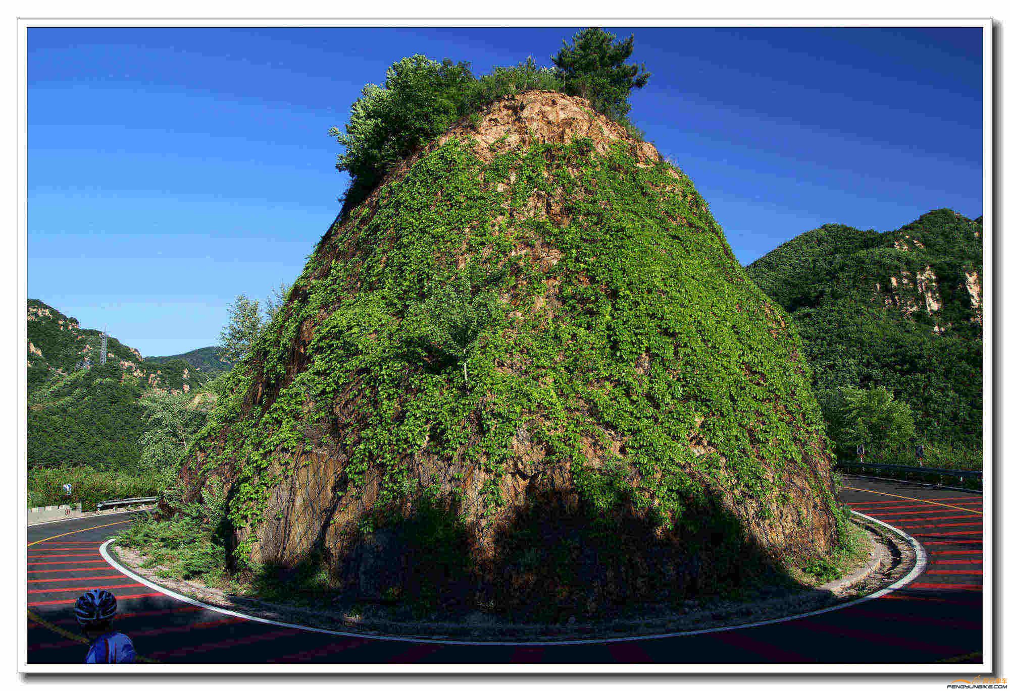 抵达黄土梁垭口