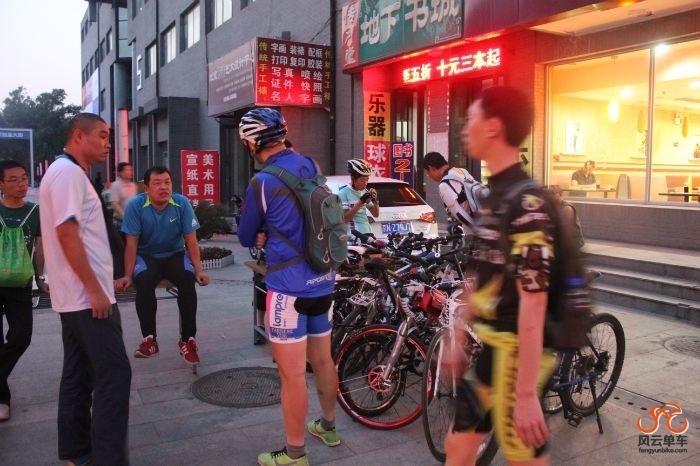 从左到右，长乐，唐赛萌，我，笑傲浆糊，凌一