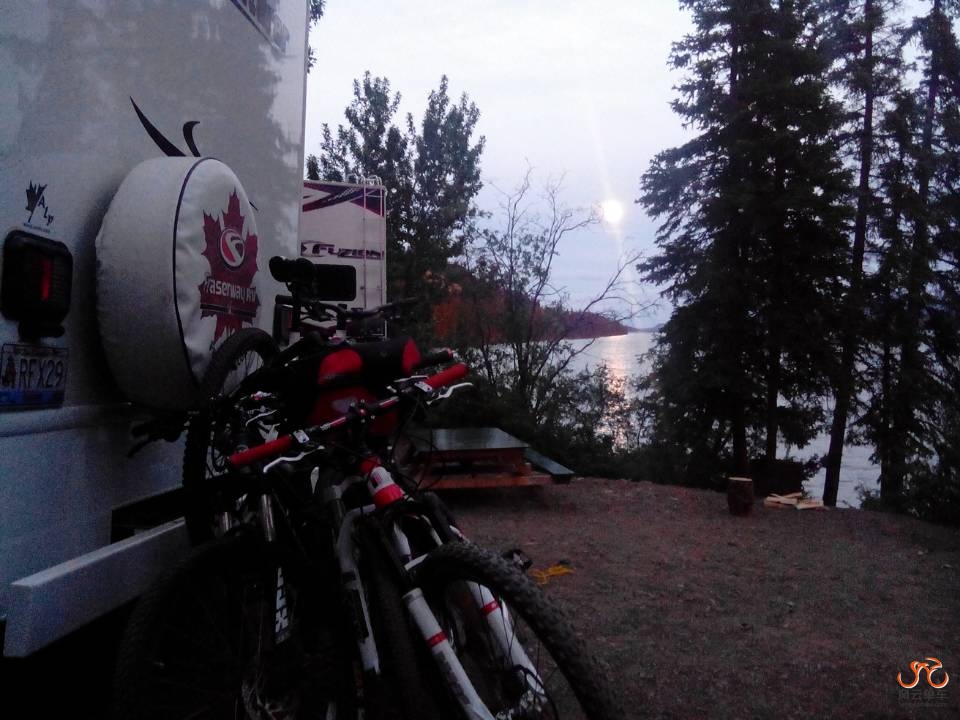 Marmot 和 MOON目前零爆胎，表现十分让人惊叹