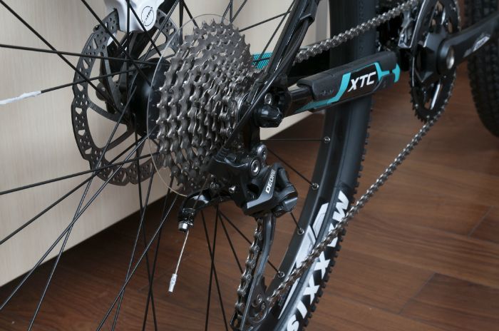 M610压马路足够了