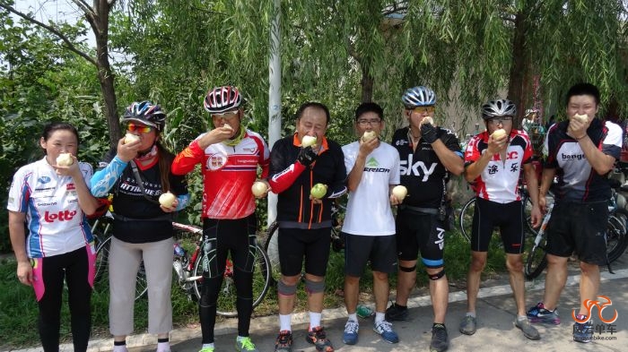 艾玛，这是几天没吃了