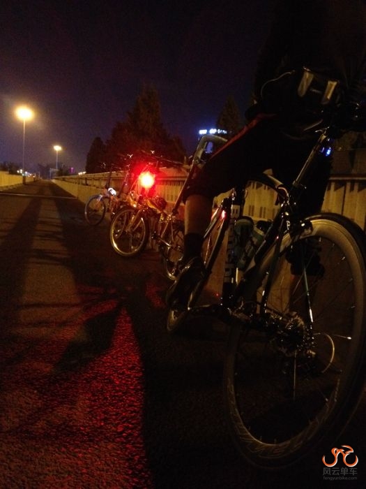 三元桥上风景也不错