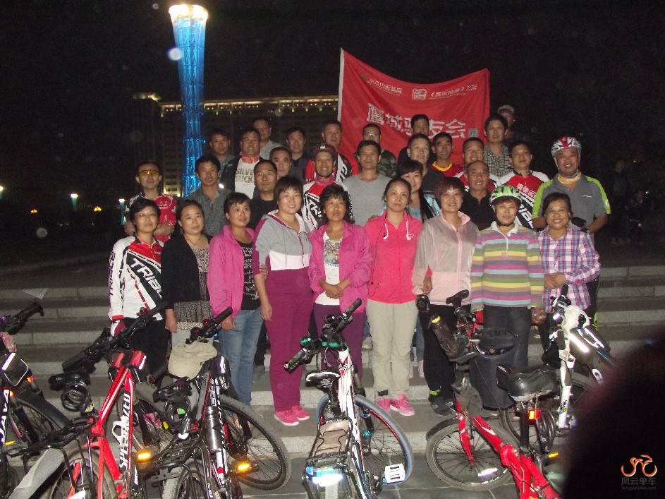 BigBull_骑1 005.jpg