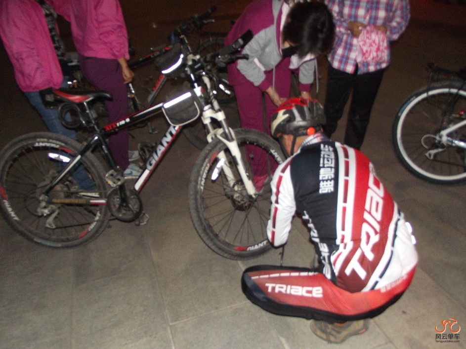 BigBull_骑1 002.jpg