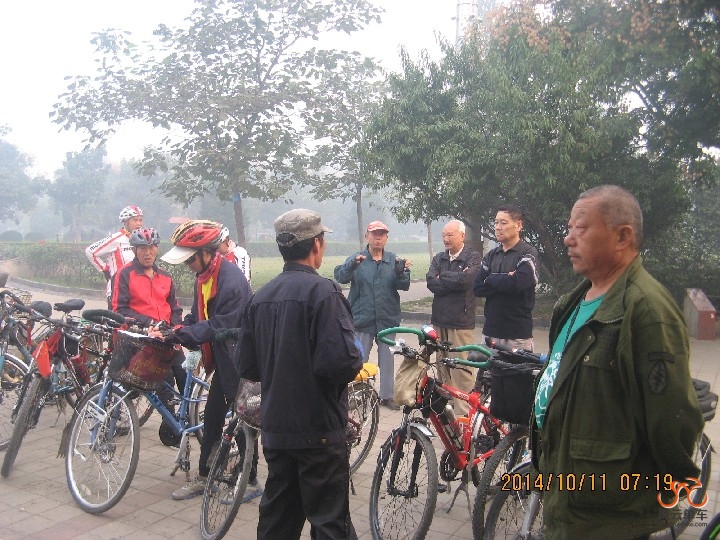 BigBull_骑2 002.jpg