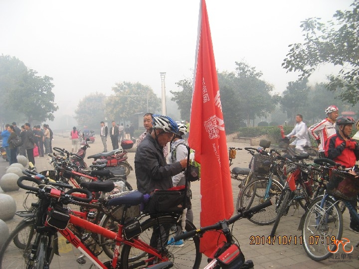 BigBull_骑2 003.jpg